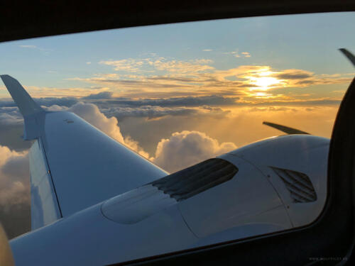 2mot_roomwithaview-1